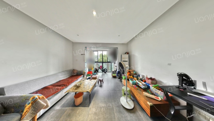 新雅花园二手房实景图