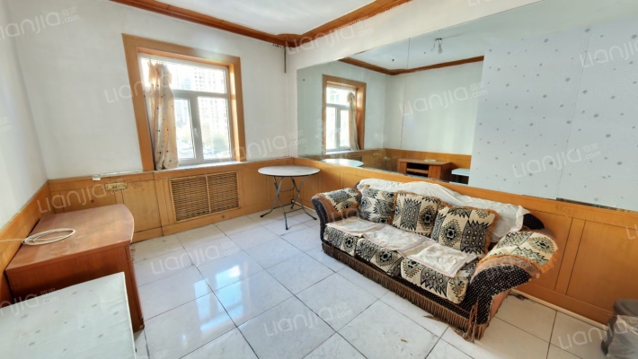 白龙庙铁路小区二手房实景图