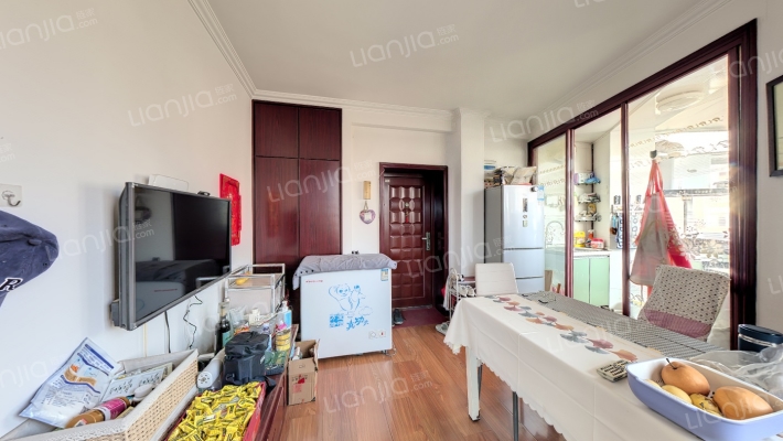 东纬路二手房实景图