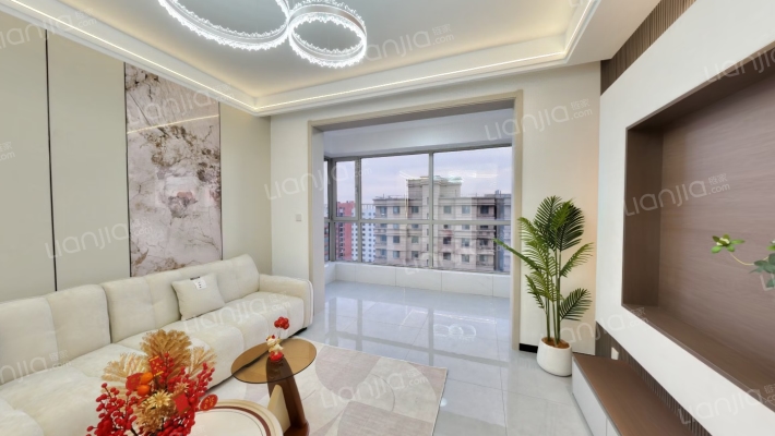 水岸华庭二手房实景图