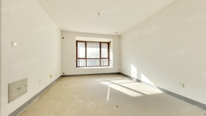 北京城建琨廷北区二手房实景图