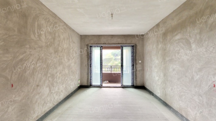 绿地海外滩罗丹公馆二手房实景图