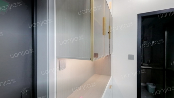 顺和家园A区二手房实景图