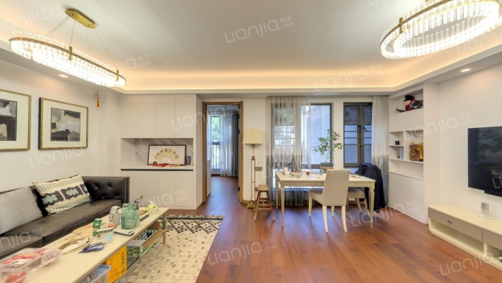 翡翠里溪望二手房实景图