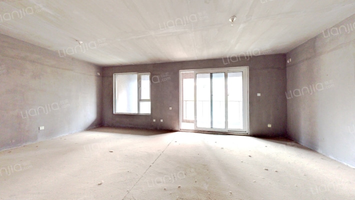 绿地城DK4二手房实景图