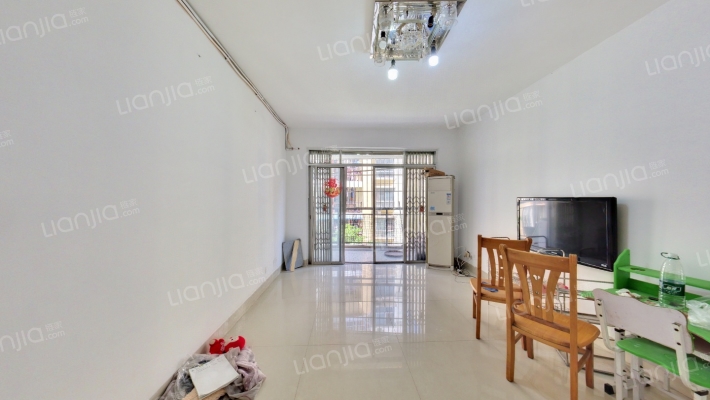 鑫金现代城二手房实景图