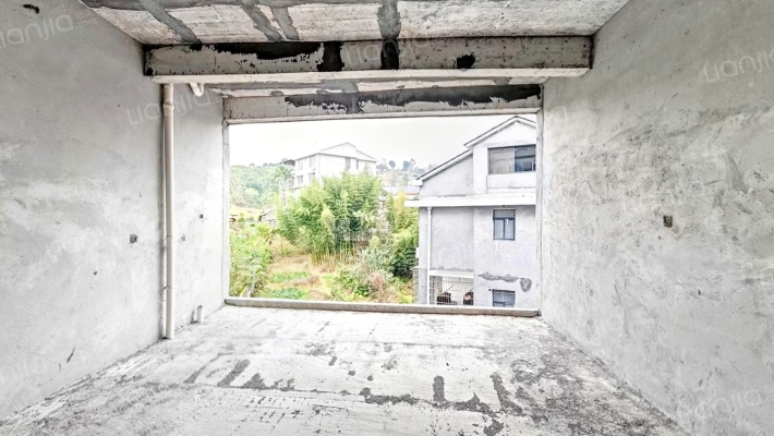 小溪桥路二手房实景图