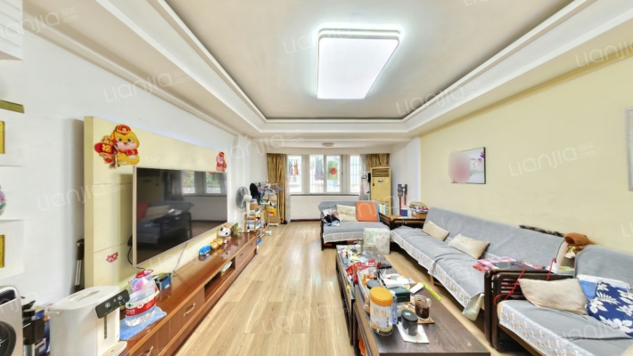 宝林公寓二手房实景图