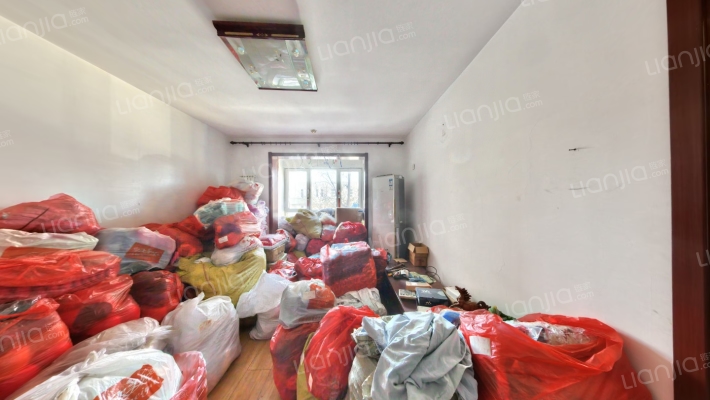 昆俞家园二手房实景图