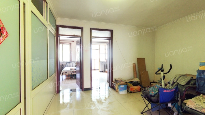 此房满五唯一 税费低 交通便利-客厅