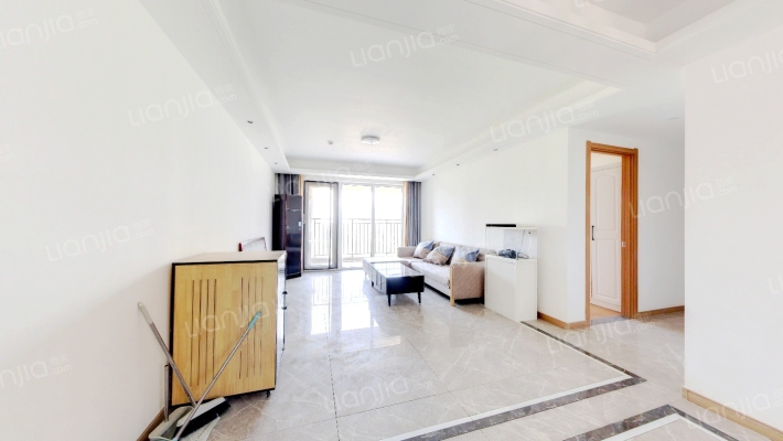 世茂璀璨天城二手房实景图