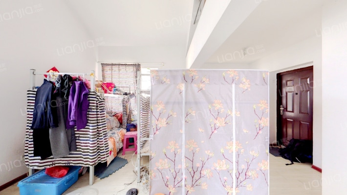 岭明里二手房实景图