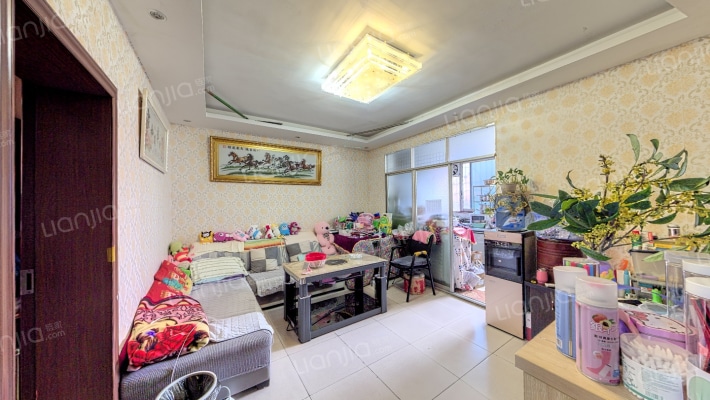 水电九局内区宿舍二手房实景图