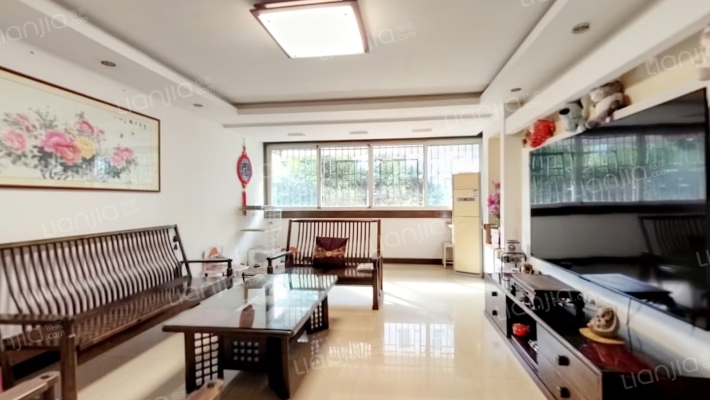 湖畔山庄二手房实景图