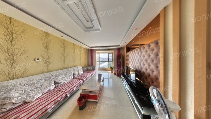 领雅苑二手房实景图