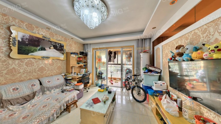 圣地雅阁B区二手房实景图