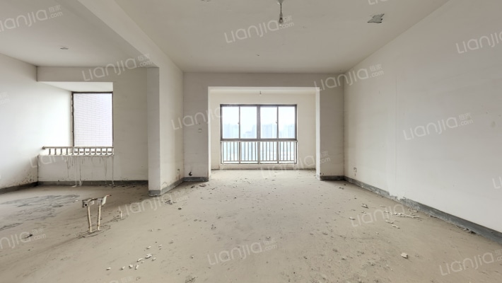 中建城中壹号公馆二手房实景图