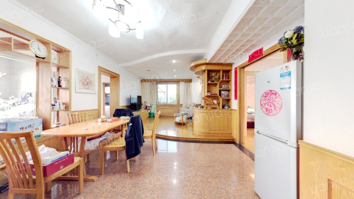 盘龙山社区城东街二手房实景图