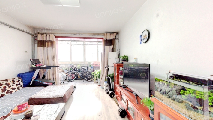 华脉新村二手房实景图