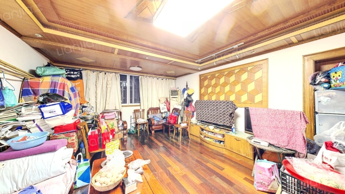 春辉新村二手房实景图