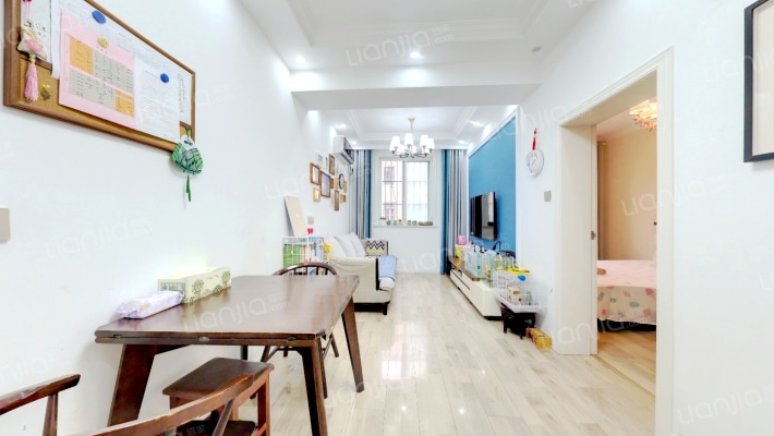 化工局宿舍二手房实景图