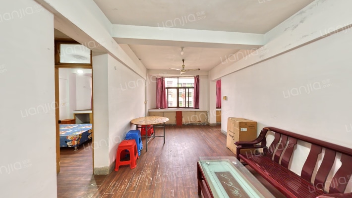 玉荷东路二手房实景图