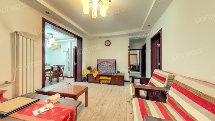 厢红旗路9号院二手房实景图