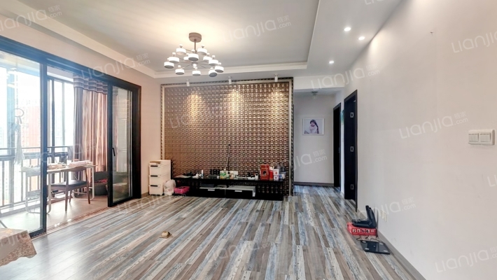 湖尚小区二手房实景图