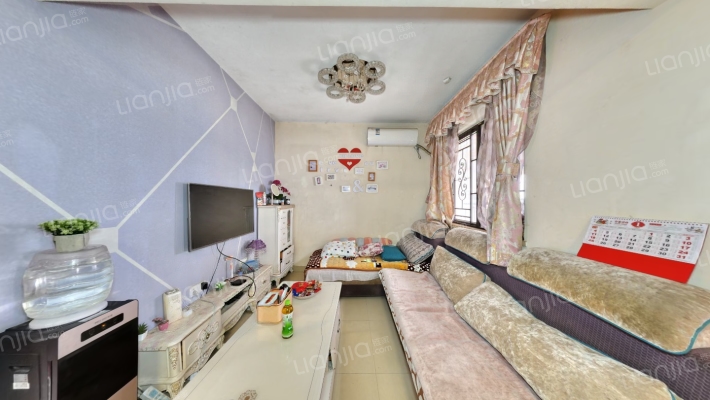 保利爱琴海二手房实景图