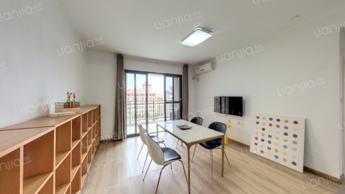 万博汇名邸二期二手房实景图