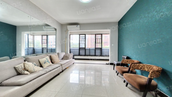 东城港二手房实景图