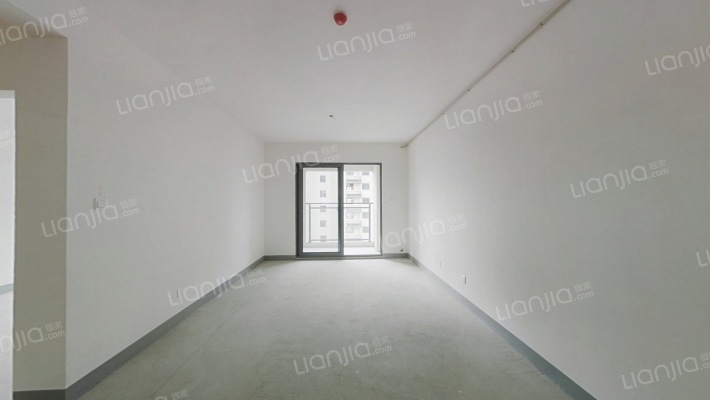 泽霞雅苑一组团二手房实景图