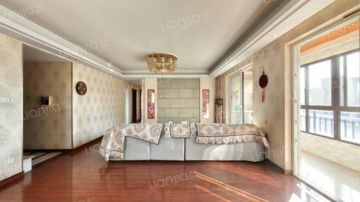 万科秀湖花苑二手房实景图