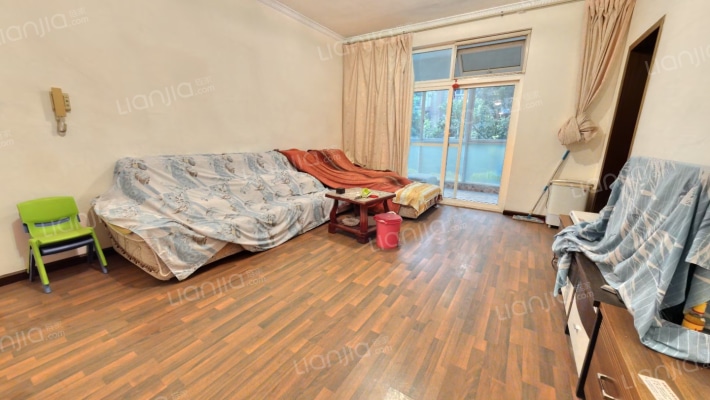 青城山水二手房实景图