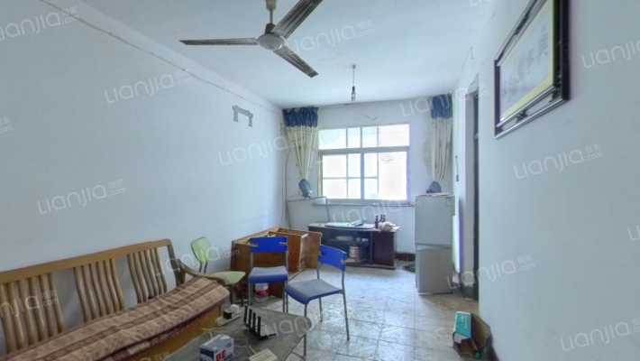 先锋小区二手房实景图