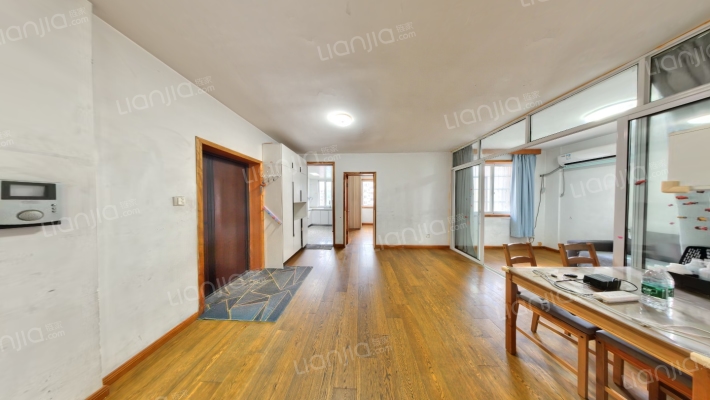 蓝桥名苑二手房实景图