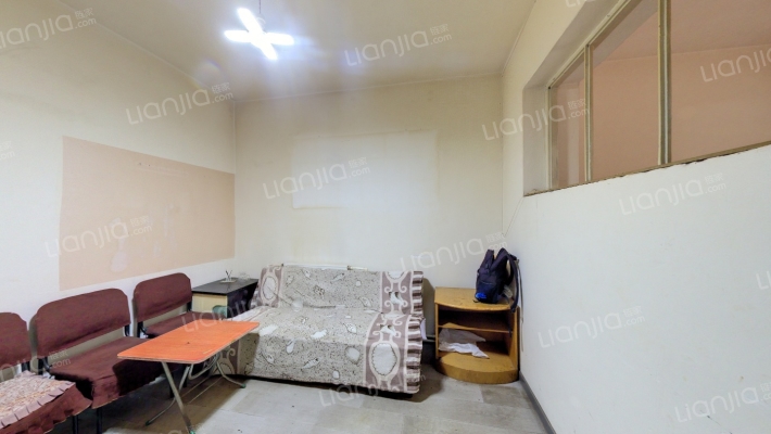 帽厂宿舍二手房实景图