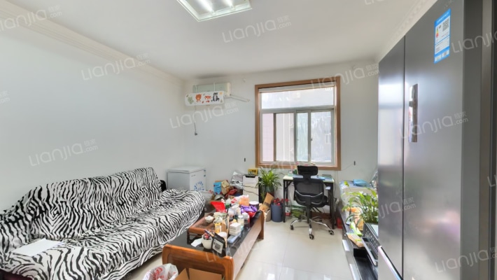 西彩新苑二手房实景图