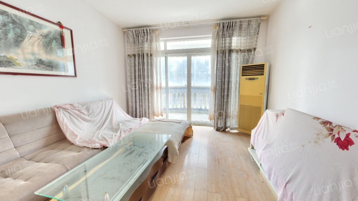 西郊花苑二手房实景图