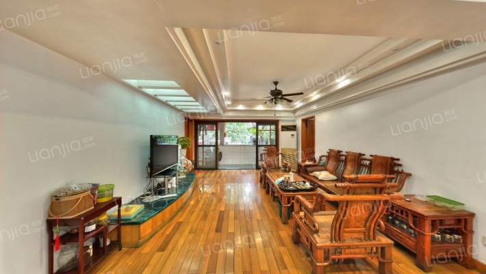 世纪广场二手房实景图