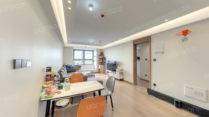 万科鑫苑SkyPark云璞二手房实景图