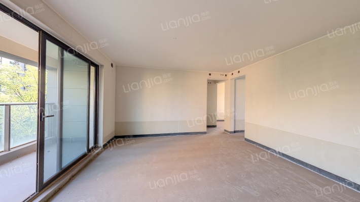 龙湖云瑶玉陛瑶林二组团二手房实景图