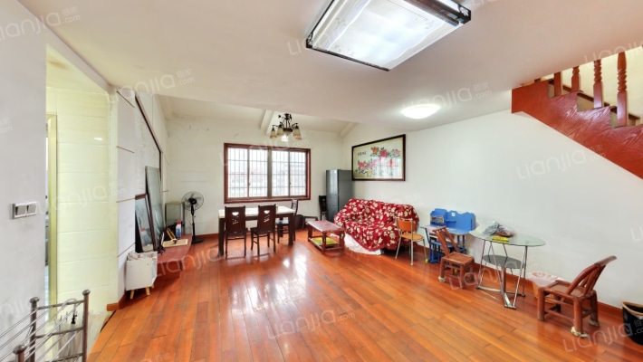 雷锋农产品批发大市场二手房实景图