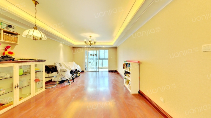 金地栖霞居二手房实景图