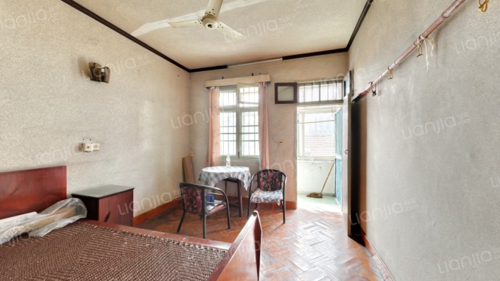 复兴北路492号弄二手房实景图