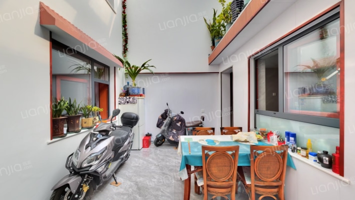 热力小区二手房实景图