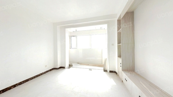 盛海樱华园二手房实景图