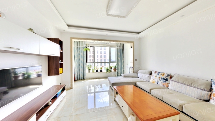 保利拉菲公馆B区二手房实景图