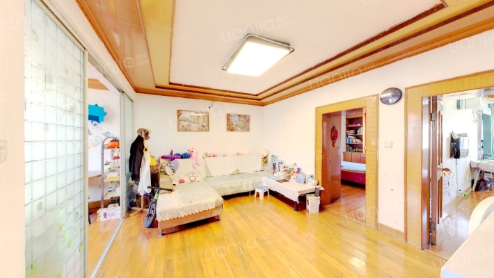 石利新村二手房实景图