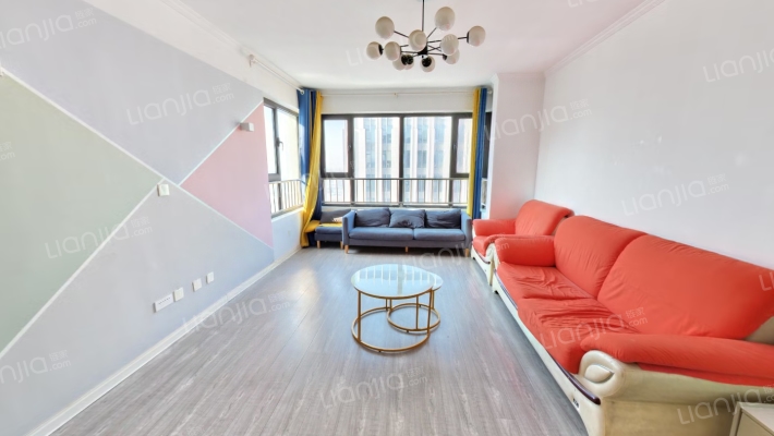 国泰龙城湾D区二手房实景图